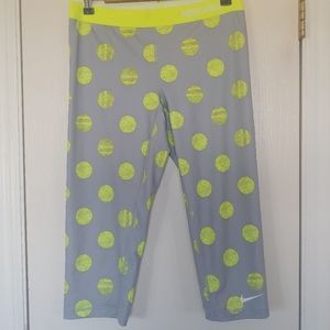 Active Wear Capri Tights